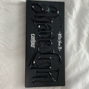 KAT VON D palette